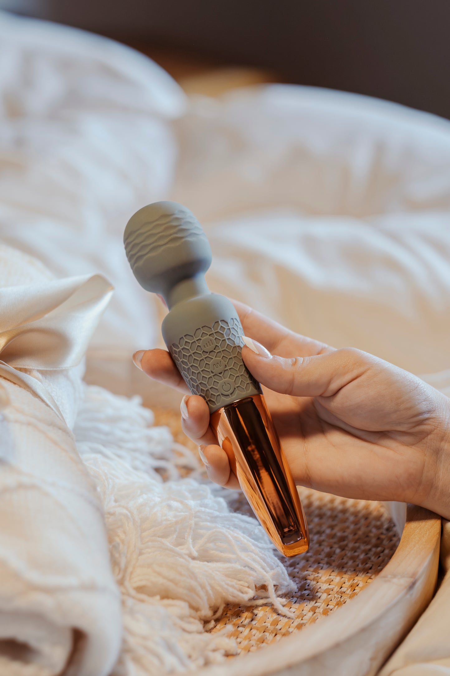 APRÈS-MINUIT (After-midnight)